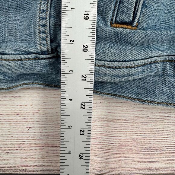 Levi's Denim Trucker Jean Jacket Juniors Size XL Blue Light Wash Denim - Picture 12 of 12